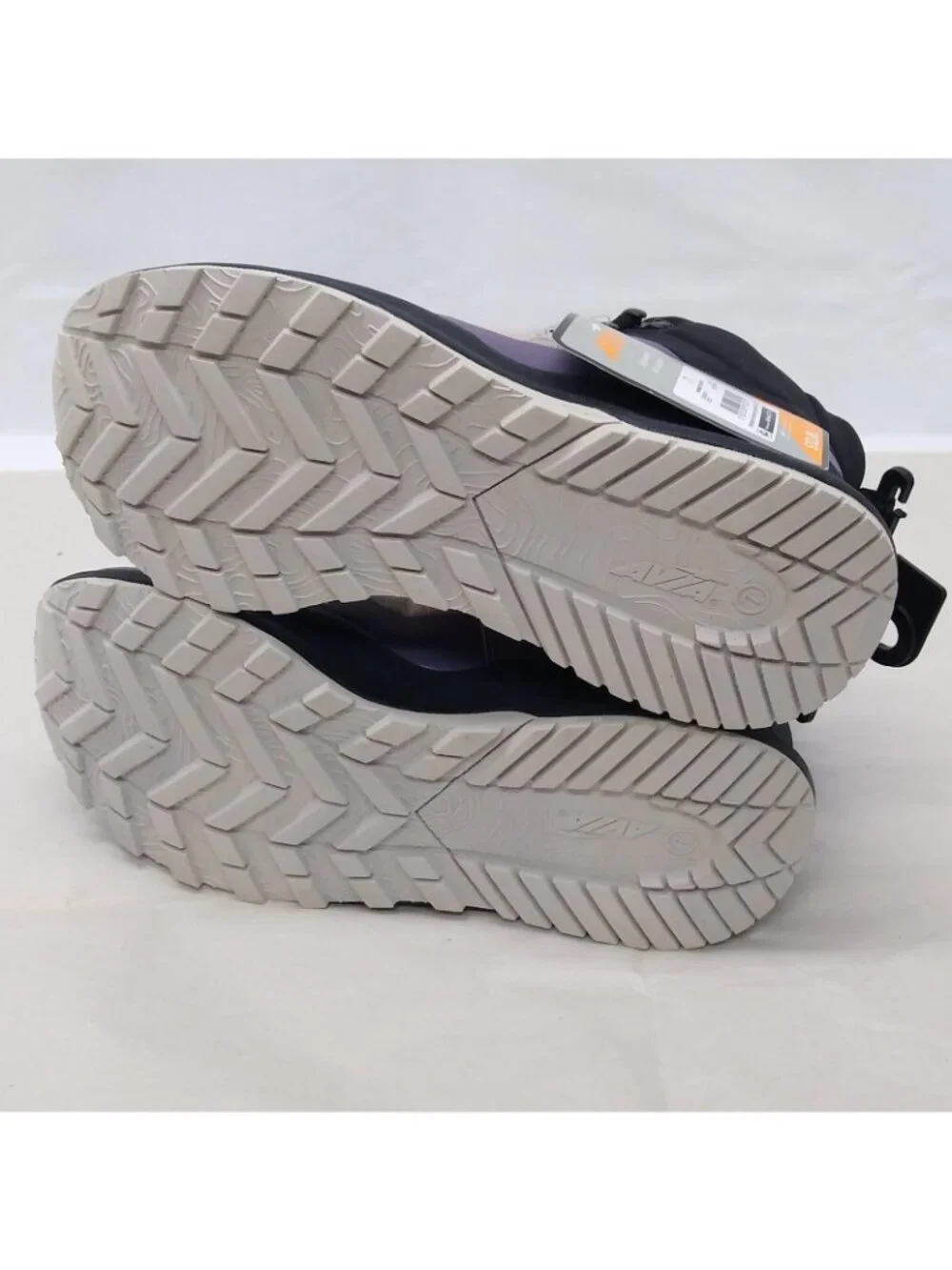 Avia Trail Hybrid Athletic Hiking Sneaker Women Size 7 TrailWalking Arch Support